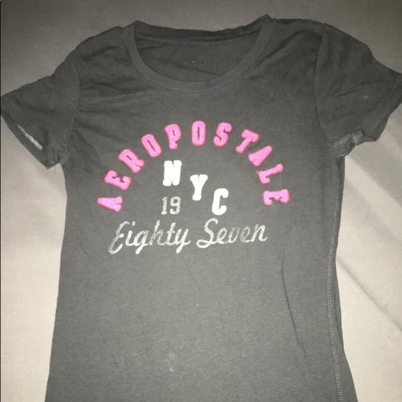 Aeropostale Tops - Gray Aeropostale shirt! Size Medium! Aeropostale Tops - Gray Aeropostale shirt! Size Medium!